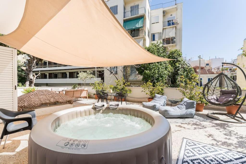 Amazing 3Bdr Apt With Unique Roof Garden In Plaka Athen Exterior foto