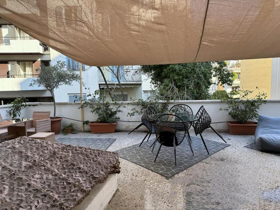 Amazing 3Bdr Apt With Unique Roof Garden In Plaka Athen Exterior foto